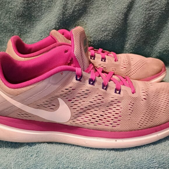 Nike Women's Flex 2016 RN - Picture 3 of 6